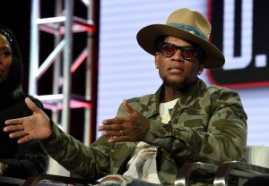 D.L. Hughley Believes Kanye West is 'Conveniently' Mentally Ill