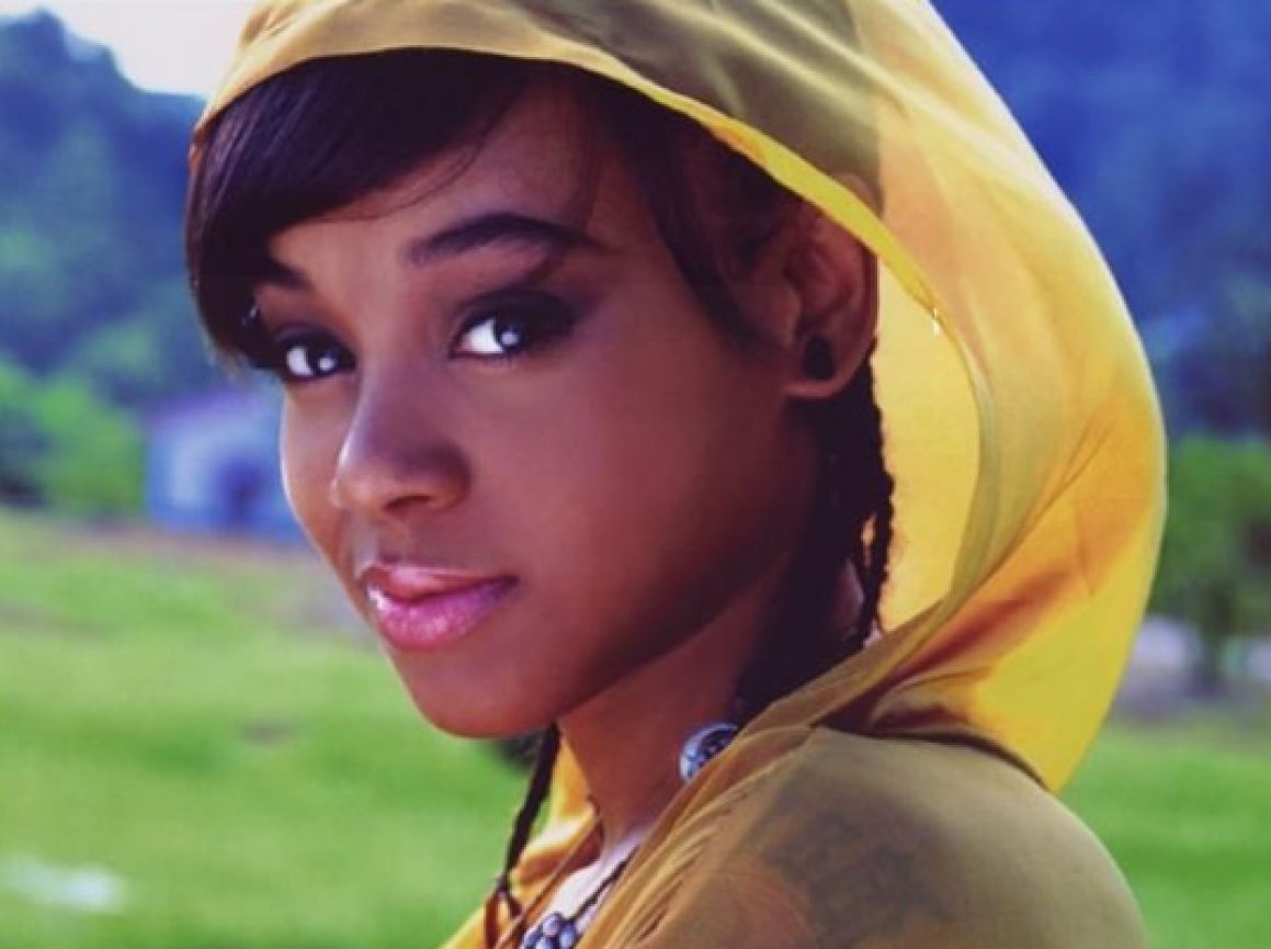 the source lisa left eye lopes greatest style moments